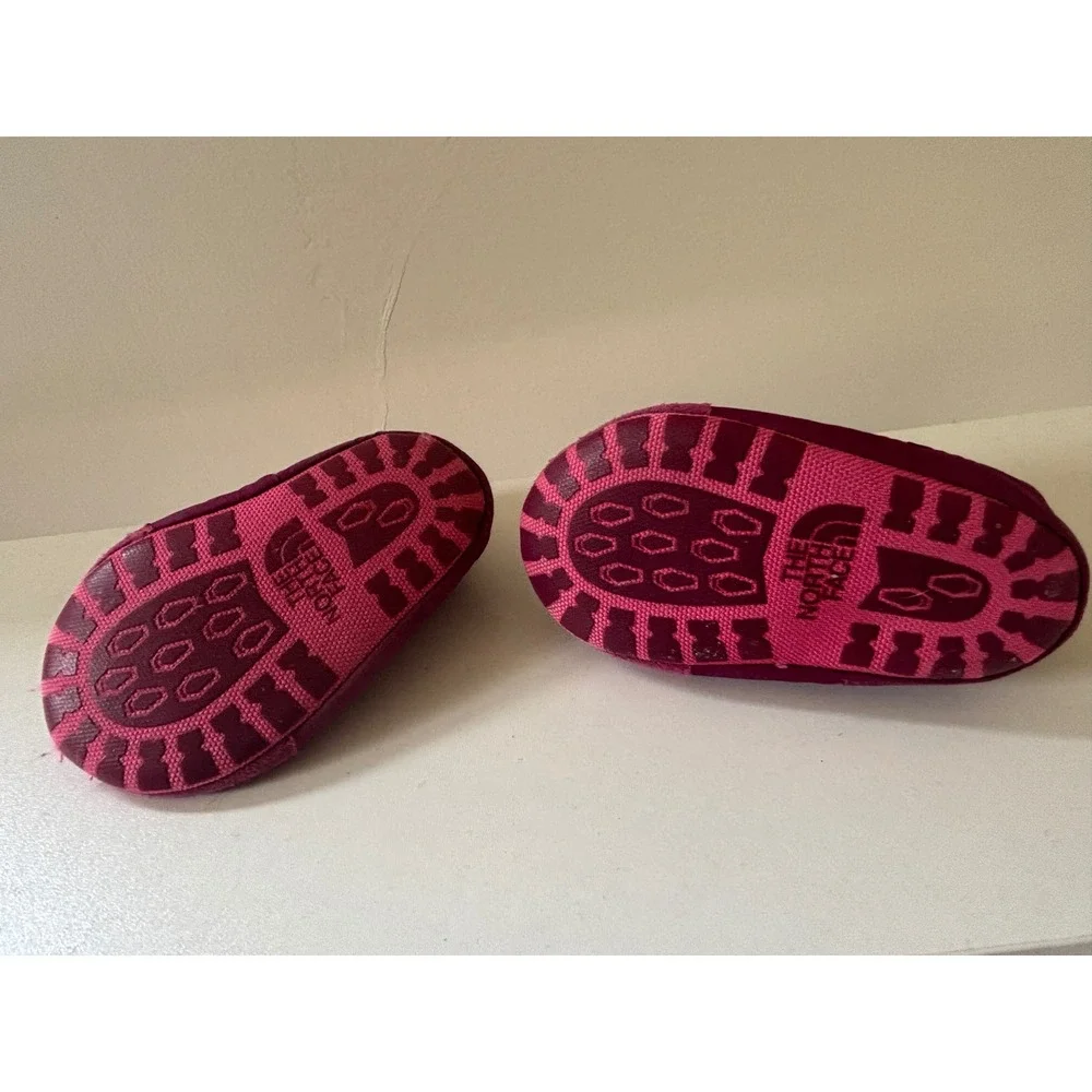 The North Face Infant Purple Fleece Lined Booties Slippers Size 5 Inch Outsole
